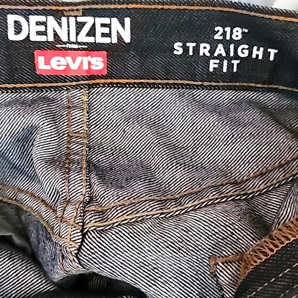 Levi's Men's Blue Denim Straight Fit Jeans Size 38X32 - Picture 6 of 7